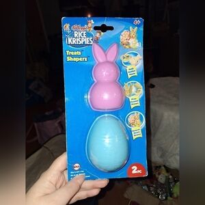 Kellogg's Rice Krispies Shaperz Molds 2 Easter Shapes. Pastel Colors. New